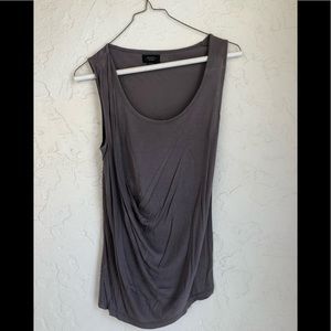 Gray tank top for the summer